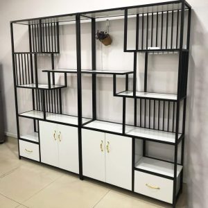 ke tu trung bay 4 1