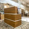 Mẫu quầy lễ tần gỗ MDF màu nâu trắng
