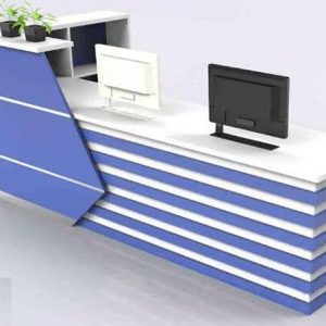 quầy lễ tân phối xanh dương